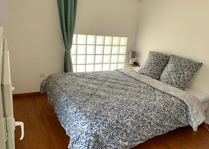 Maupiti, Maisonnette En Bord De D'ares